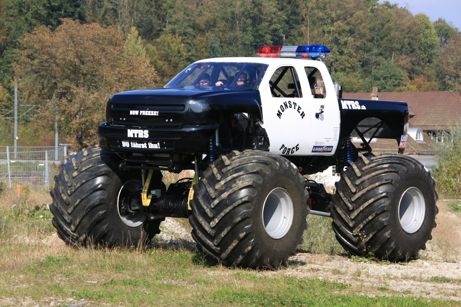 Monster Trucks auf dem Olma-Gelände – Die Ostschweiz